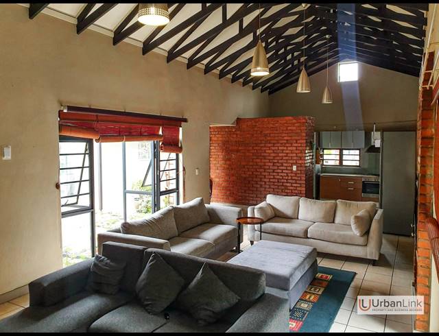 3 BEDROOM FREEHOLD FOR SALE IN SAFARI GARDENS